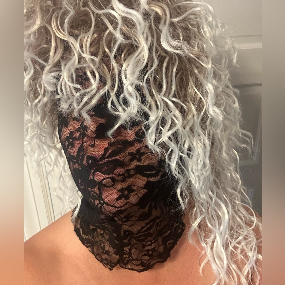 Lace mask